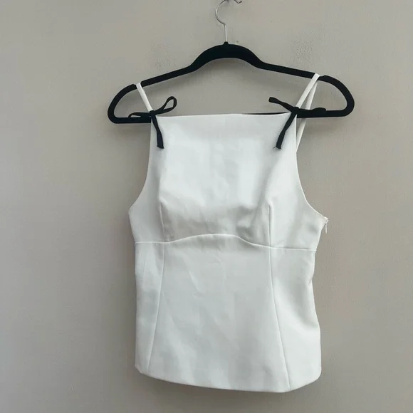 Zara White Camisole with Black Bow Accents - Picture 6 of 12